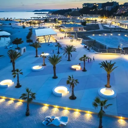 Splendid View Apartment *